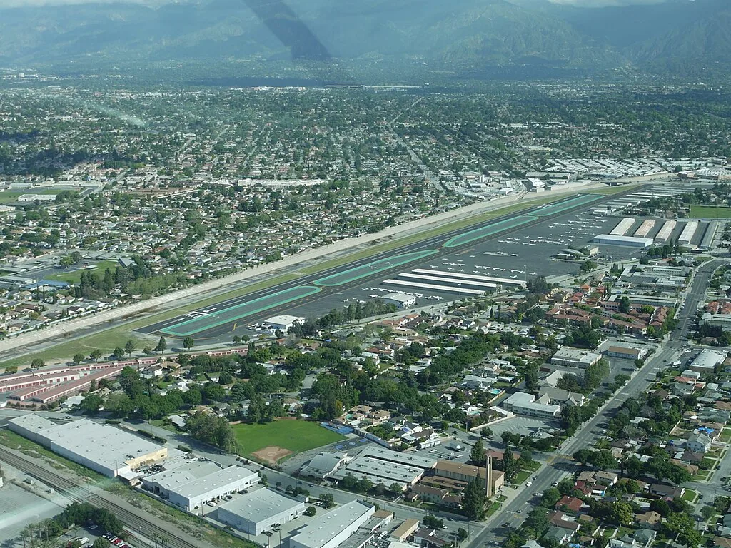 Commercial buildings in El Monte, CA Commercial buildings in El Monte, CA
